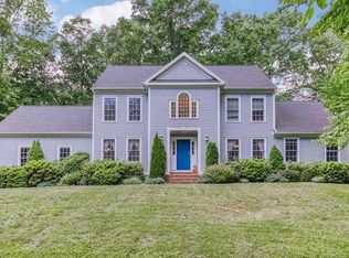 490 Briarwood Dr, Guilford, CT 06437