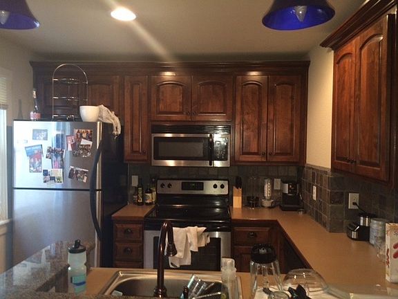 3rd image of 4500 Jefferson St #104