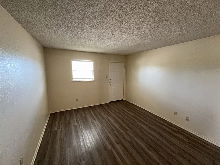 507 Hackberry St, Copperas Cove — Photo 3