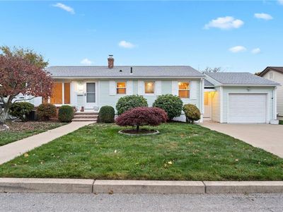 240 Curry Rd, Cranston, RI, 02920