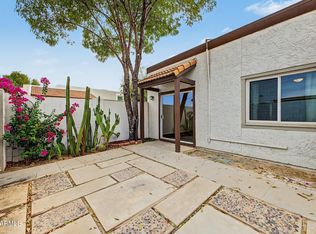 952 E Diamond Dr, Tempe, AZ 85283