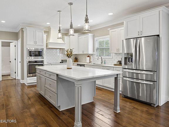 3rd image of 1116 Ansley Woods Way