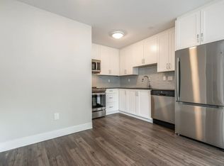 2648 Graham St, Victoria, BC V8T3Y9