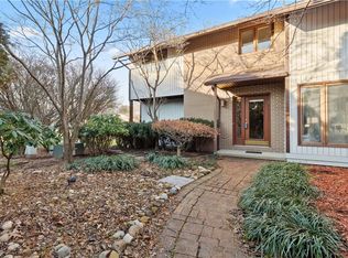 4725 Greenbriar Sq NE, Canton, OH