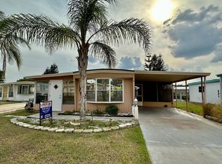 131 Pioneer Ln, Valrico, FL 33594