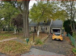 301 Smithfield Ave, Philadelphia, PA 19116