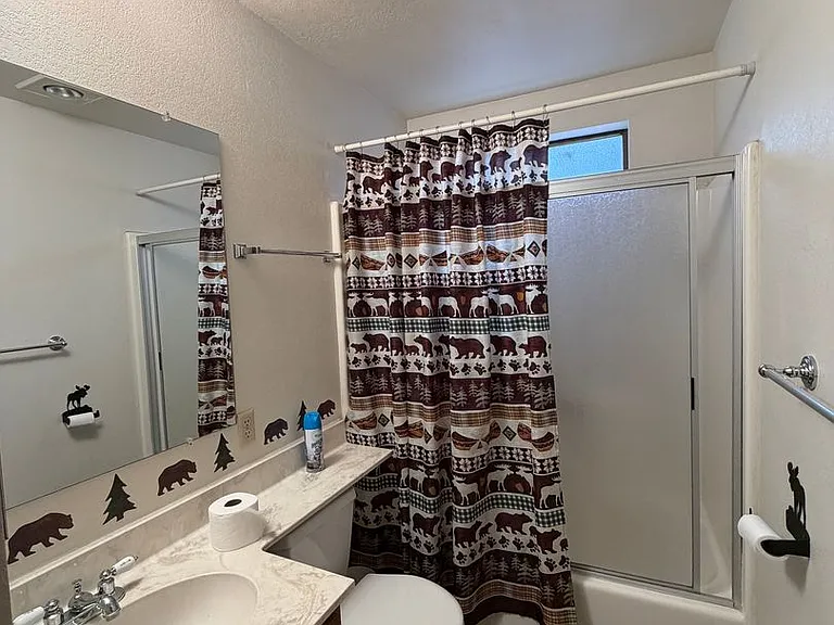 1247 Sierra Blvd — Photo 9