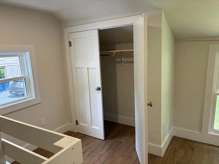 36 E Shore Rd #B — Photo 21