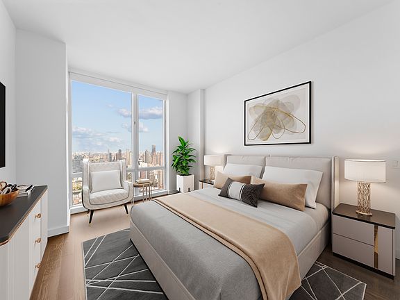 2nd image of 605 W 42nd St APT Ph4e