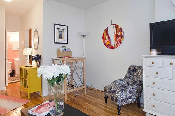 Rented by Paley Management | media 16