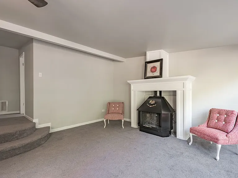 4713 N Harvey Pkwy — Photo 22