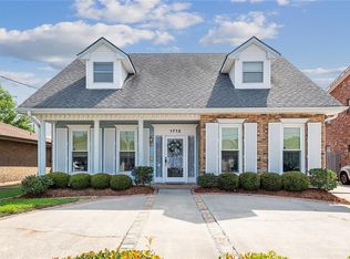 1712 Apple St, Metairie, LA 70001