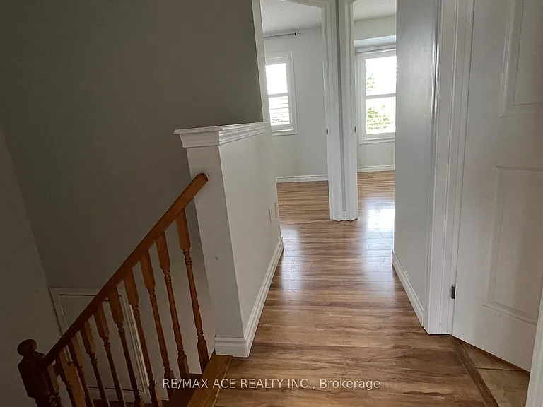 46 Gas Lamp Ln — Photo 8