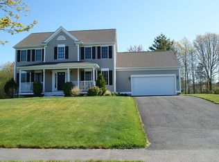88 Oliver St, Fairhaven, MA 02719