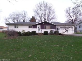 711 Griffith Rd, Akron, OH 44312