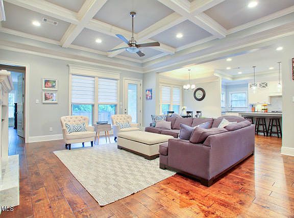 5th image of 3109 Oakleigh Cir