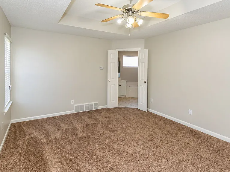 225 Magnolia Garden Ln — Photo 11