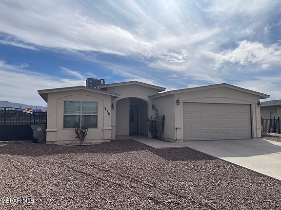 3rd image of 376 Aidan Gordon Cir