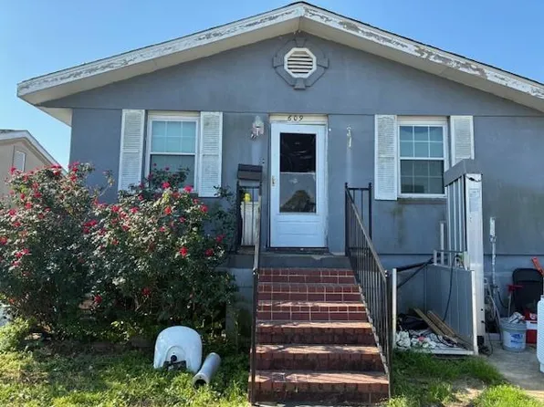 609 Vanderbilt Ln, Kenner, LA 70065