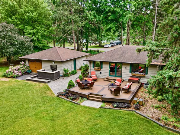 5584 266th St, Wyoming, MN 55092