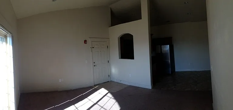 179 W Springview Dr — Photo 3