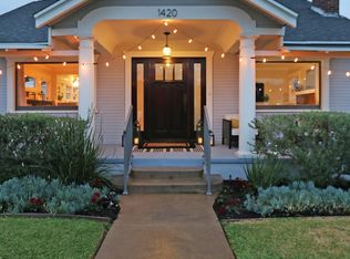 1420 N Dominion Ave, Pasadena, CA 91104