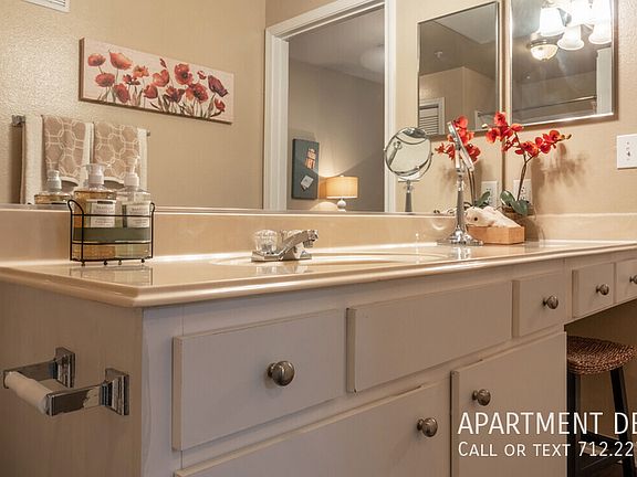5th image of 10227 Centrepark Dr #2035