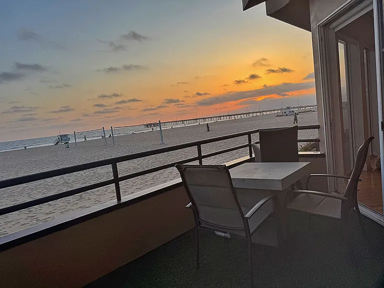 3509 Ocean Front Walk — Photo 13