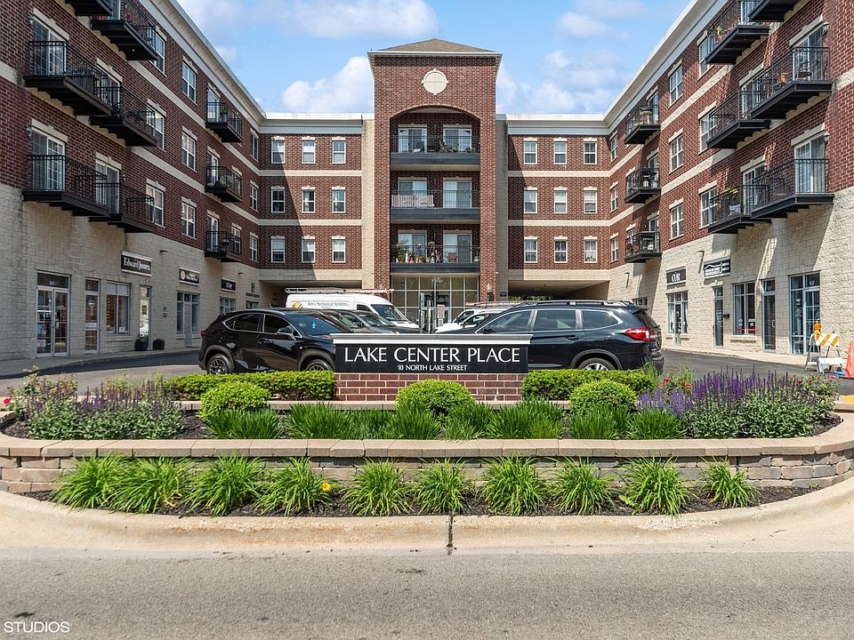 1st image of 10 N Lake St APT 408