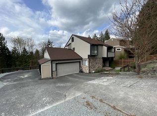 2347 Crosby Dr, Mount Vernon, WA 98274