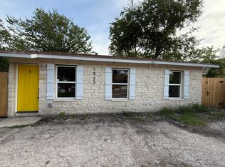 1927 W Mayfield Blvd APT 1, San Antonio, TX 78211