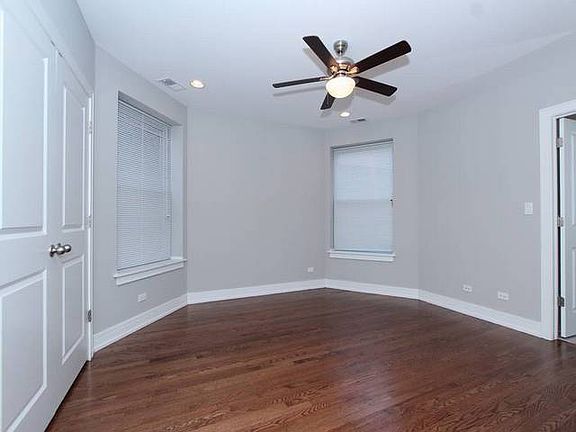 5th image of 6118 N Rockwell St #1