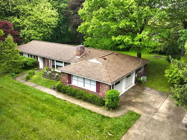 2763 W Avon Rd, Rochester Hills, MI 48309