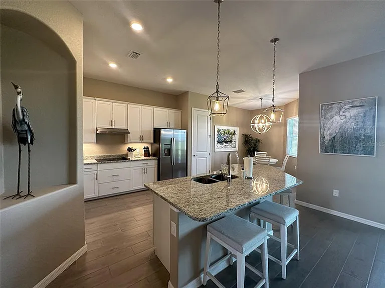 25115 Longmeadow Dr — Photo 8