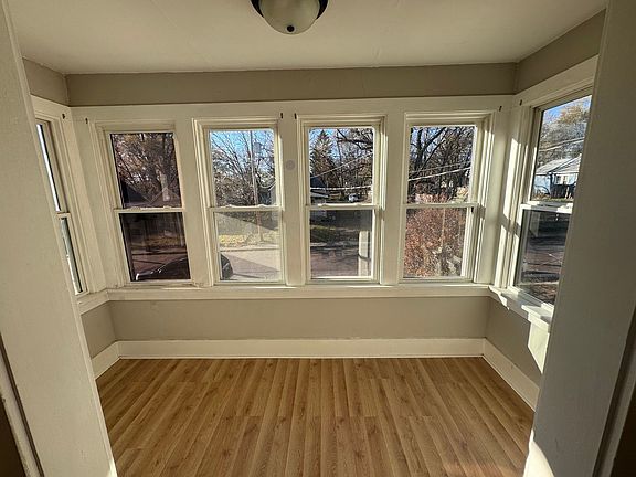5th image of 620 Haungs Ave