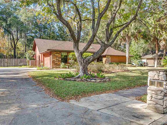3rd image of 5616 NW 45th Dr