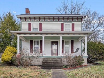 310 W Main St, Paoli, IN, 47454