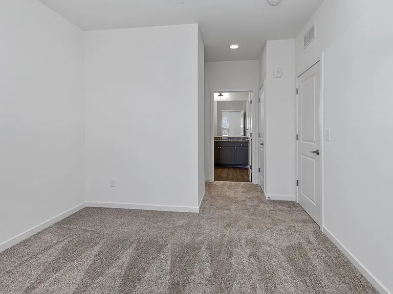Huron Vista — Photo 24