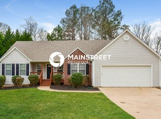 40 Dearing Woods Ln, Covington, GA 30014