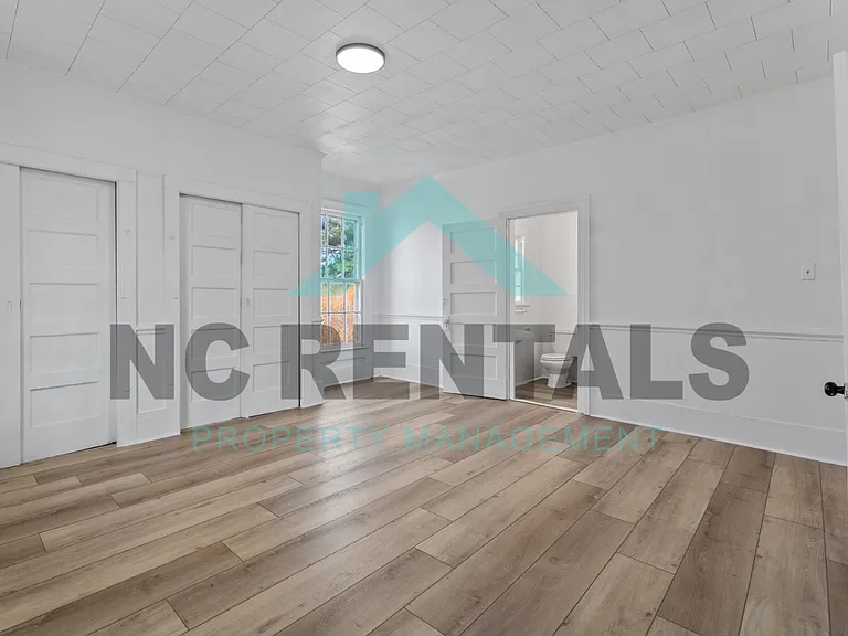 5001 Marriott St — Photo 15