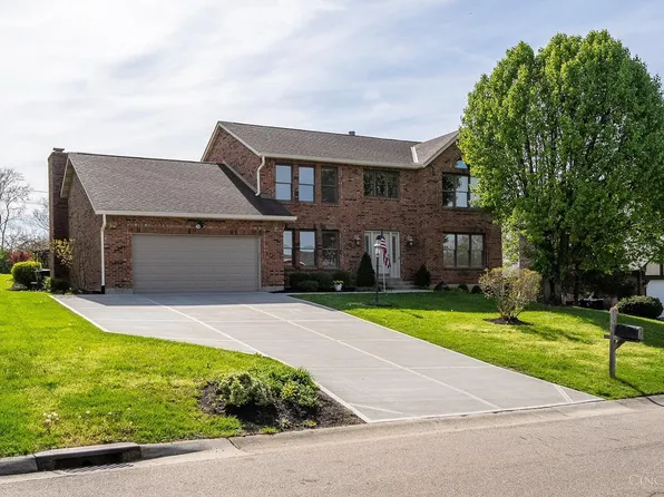 8275 Lindfield Dr, West Chester, OH 45069