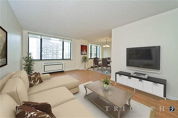 1st image of 30 W 61st St APT 8C