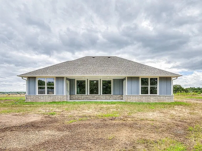 5712 Arthur Rd — Photo 3