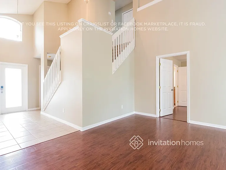 467 Sycamore Springs St — Photo 4