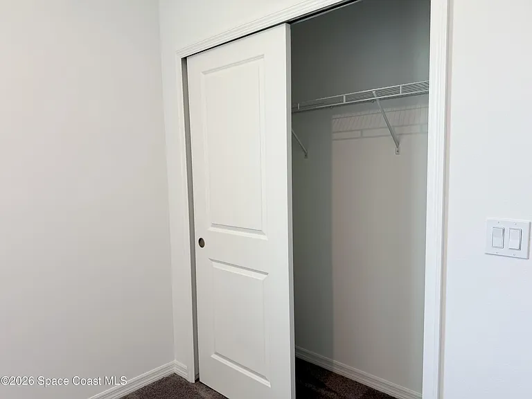 917 Castleford Ave NE — Photo 12