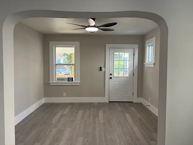 2 bed, 760 sqft, $1,800 — Photo 4