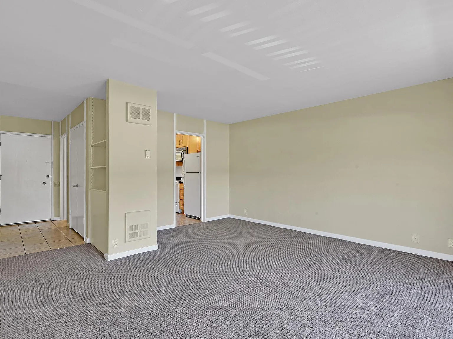 2 bed, $2,550 — Photo 4