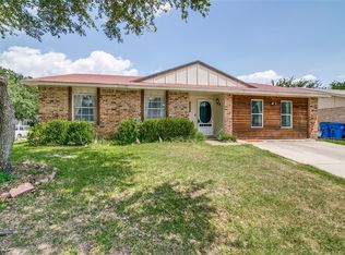 6416 Pine St, Rowlett, TX 75089