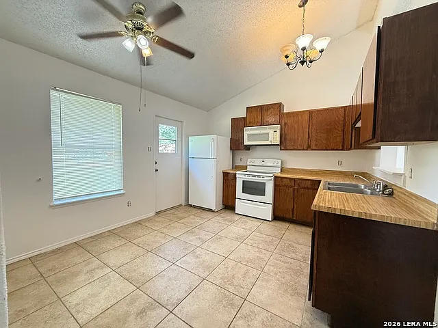10807 Gaylord Dr — Photo 4