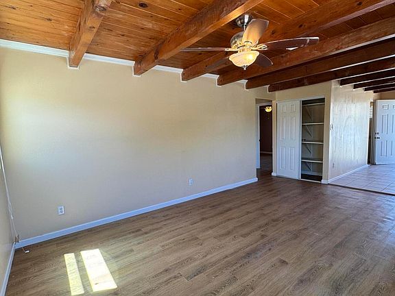 5th image of 205 E Magnolia Ave